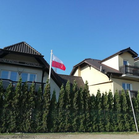 Zajazd I Restauracja "Mysliwskie Zacisze" Nikielkowo Bagian luar foto